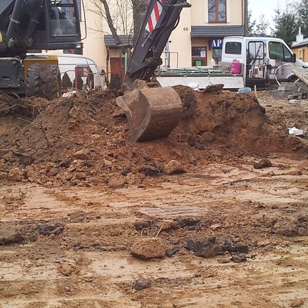 Wykop pod fundamenty domu — Poznań
